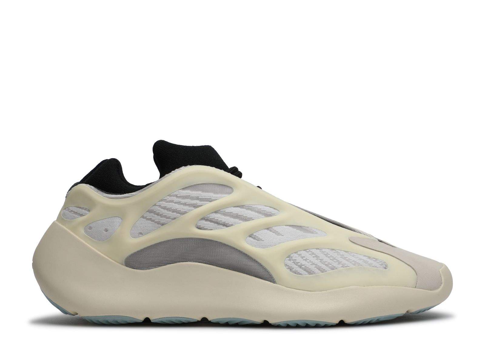 Yeezy 700 V3 ‘Azaelâ€?Unfading Sneaker